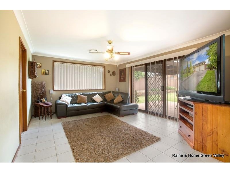 8 Daydream Avenue, Hinchinbrook NSW 2168