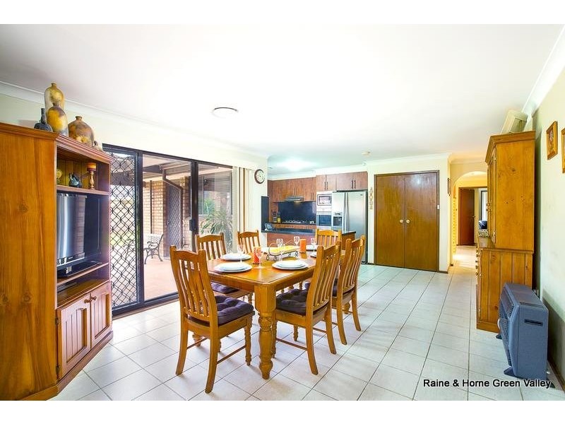 8 Daydream Avenue, Hinchinbrook NSW 2168