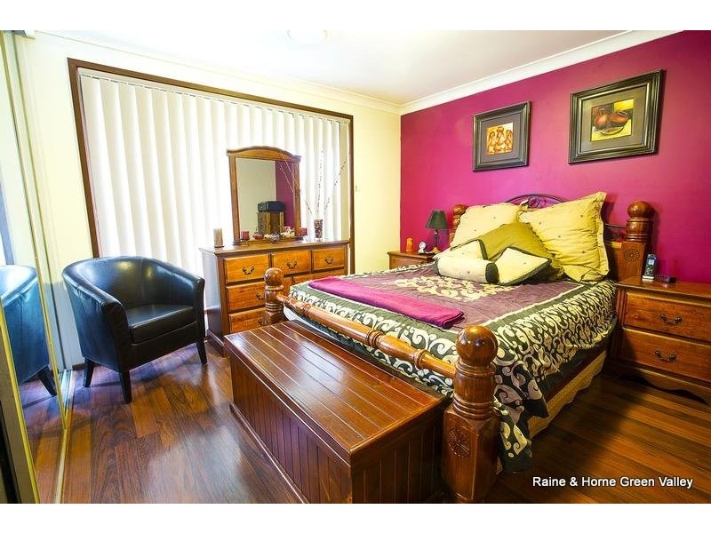 8 Daydream Avenue, Hinchinbrook NSW 2168