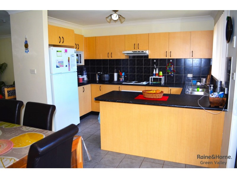 7 Macadamia Street, Prestons NSW 2170