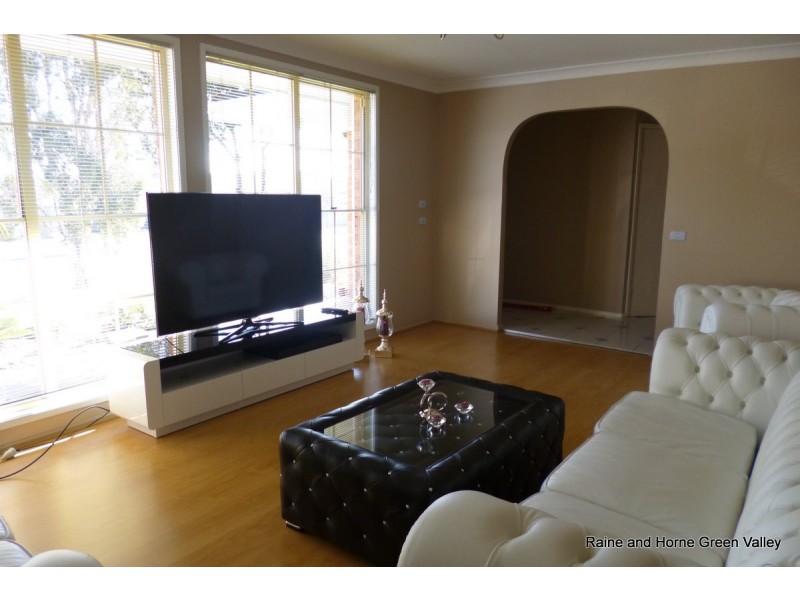 10 Castlereagh Street, Bossley Park NSW 2176