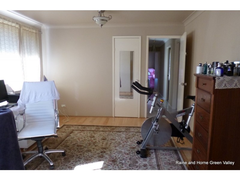 10 Castlereagh Street, Bossley Park NSW 2176