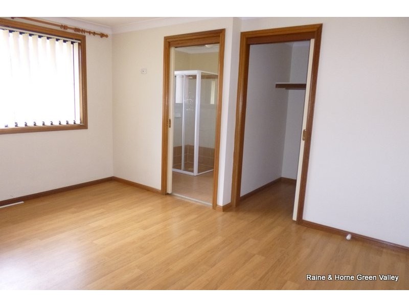 25 Gascogne Street, Prestons NSW 2170