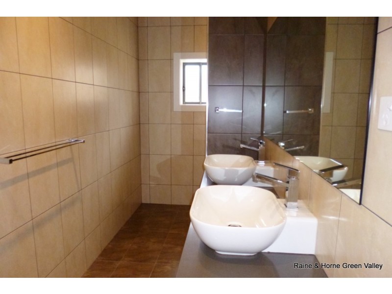 62 Station Street, Fairfield NSW 2165