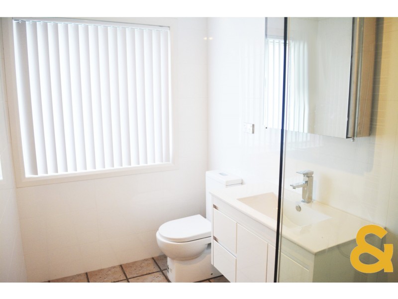 14 St Helens Close, West Hoxton NSW 2171