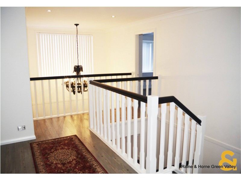 14 St Helens Close, West Hoxton NSW 2171