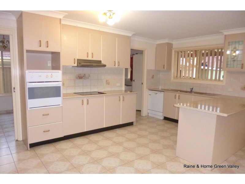 16 Fife Place, Cecil Hills NSW 2171