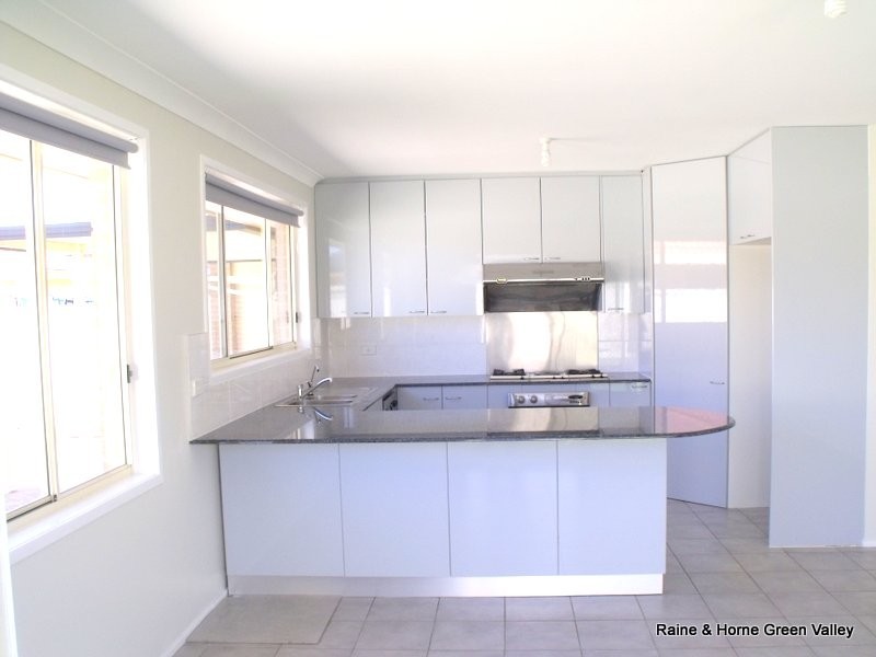 14 Macksville Street, Hoxton Park NSW 2171