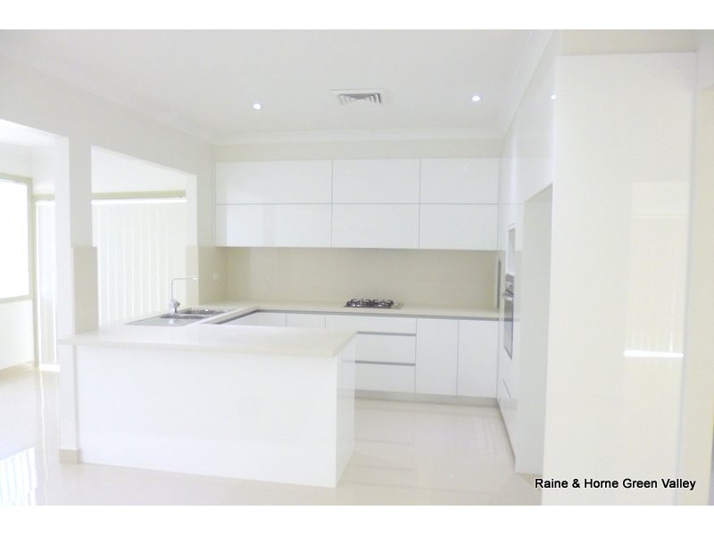 1 Cedar Place, Bossley Park NSW 2176