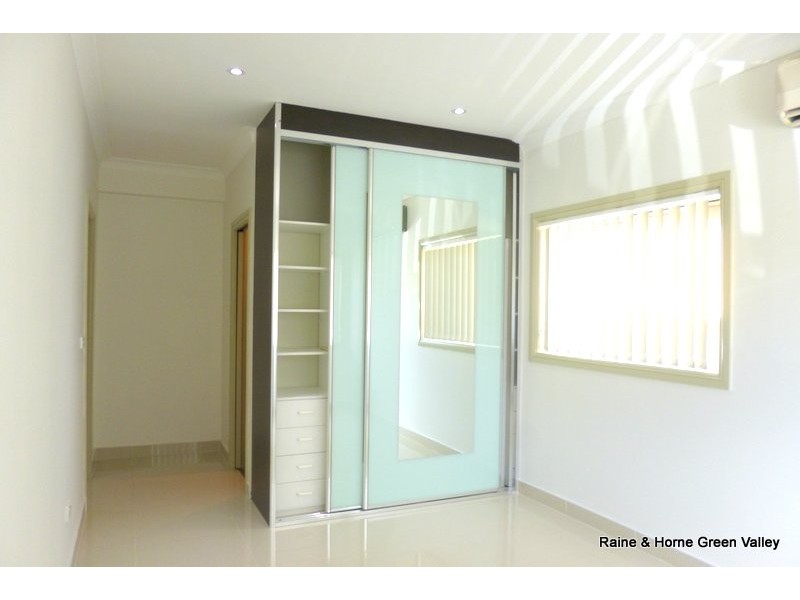 1 Cedar Place, Bossley Park NSW 2176