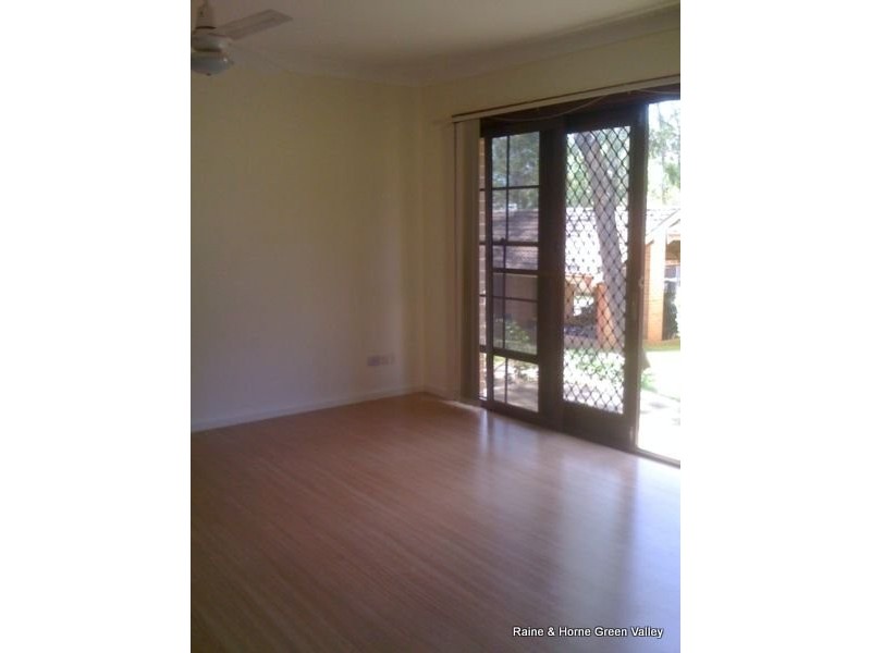 3/9 Clifford Street, Ingleburn NSW 2565