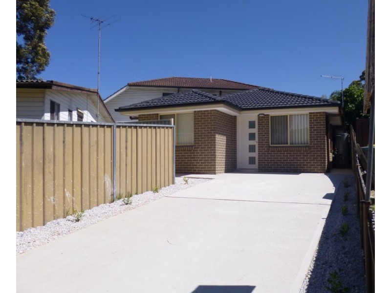 2A Siandra Avenue, Fairfield NSW 2165