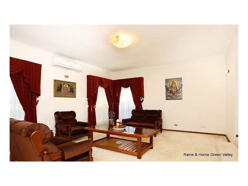 16 Flynn Place, Bonnyrigg Heights NSW 2177