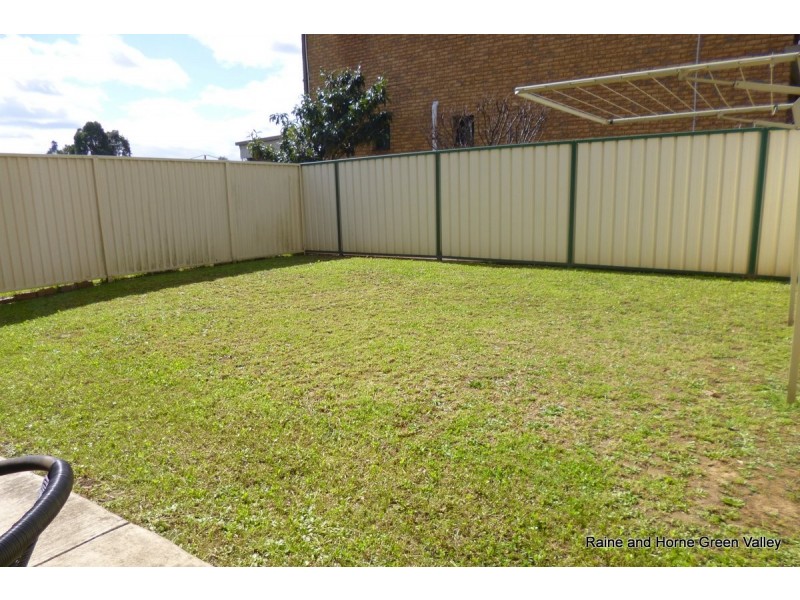 7/28 Warialda Way, Hinchinbrook NSW 2168