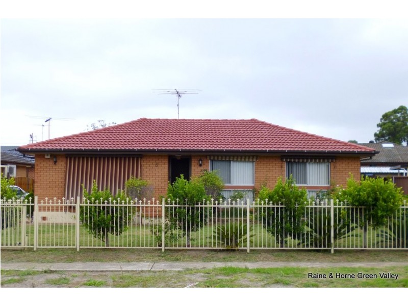 8 Rundle Road, Green Valley NSW 2168