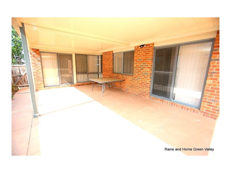 12 Gladstone Close, West Hoxton NSW 2171