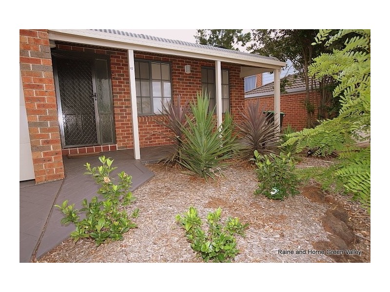 12 Gladstone Close, West Hoxton NSW 2171