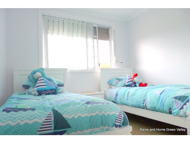 2/40 Pegasus Avenue, Hinchinbrook NSW 2168