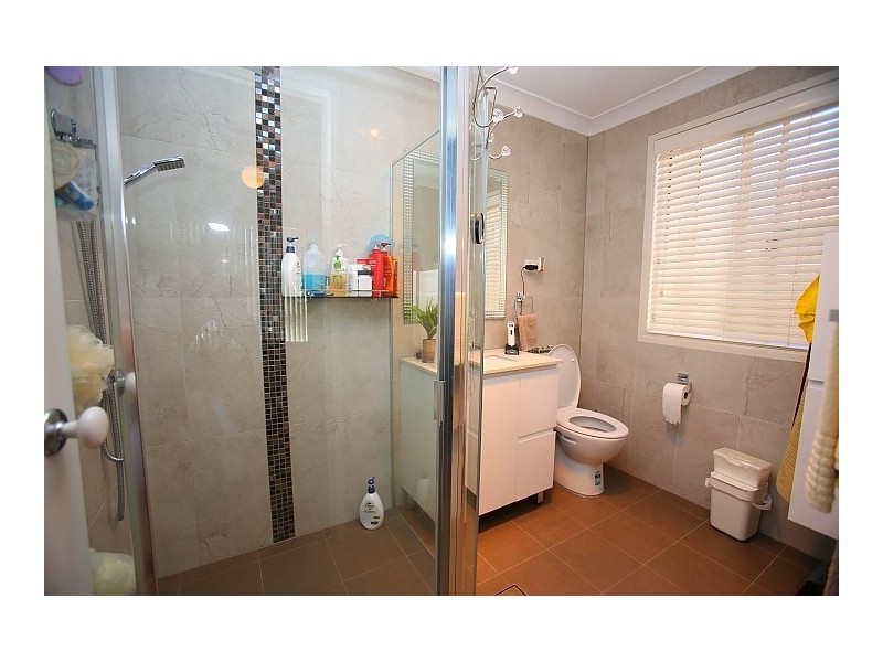 8 Gould Street, West Hoxton NSW 2171