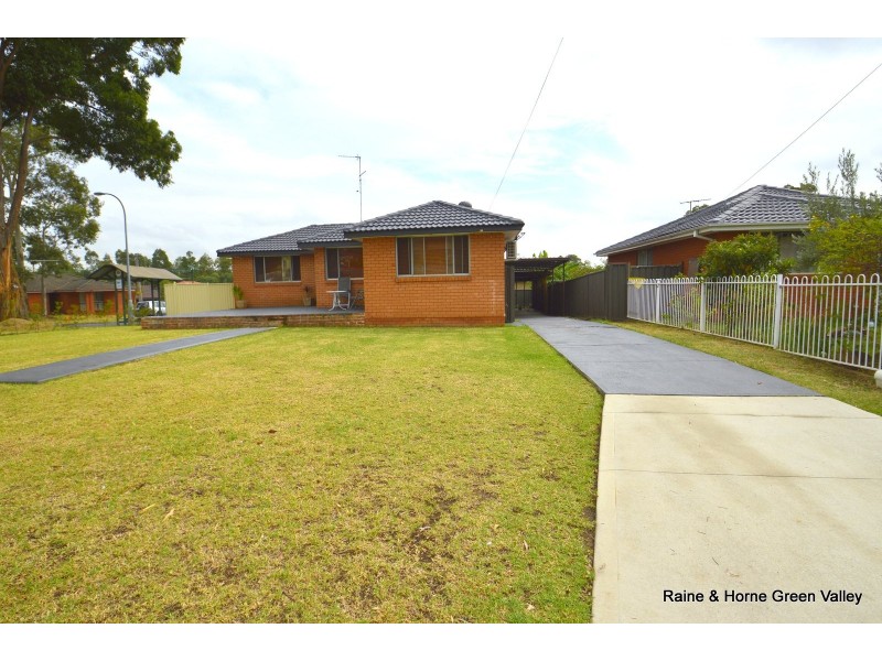 17 Taminga Road, Green Valley NSW 2168