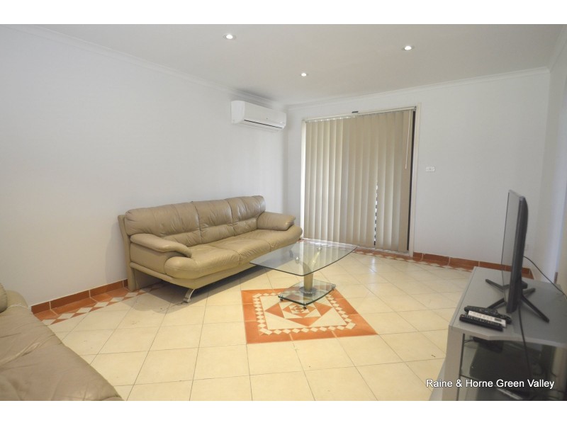 17 Taminga Road, Green Valley NSW 2168