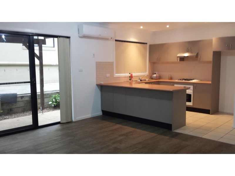 14 Wingate Avenue, West Hoxton NSW 2171