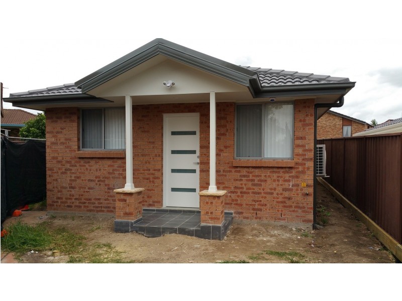 8a Daydream Avenue, Hinchinbrook NSW 2168