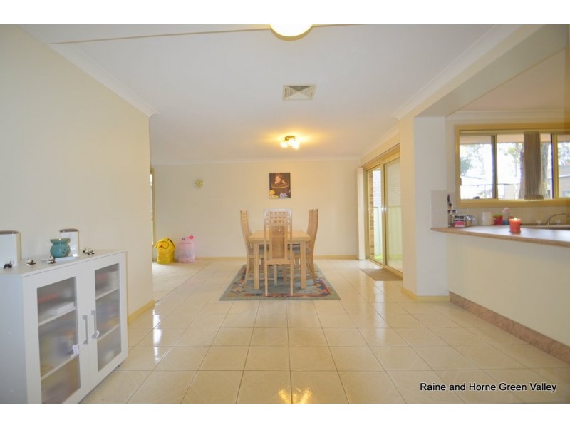 13 Wattle Rd, Casula NSW 2170