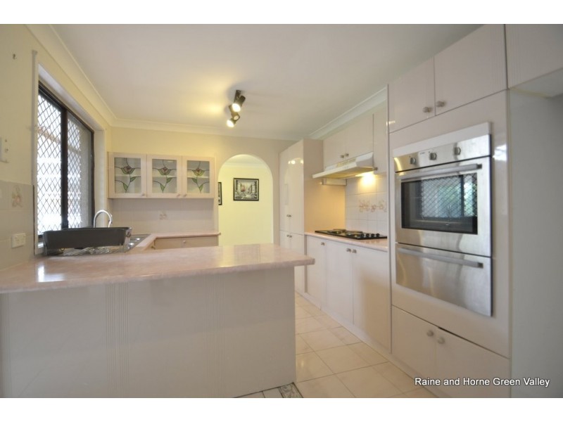 152 Sweethaven Road, Bossley Park NSW 2176