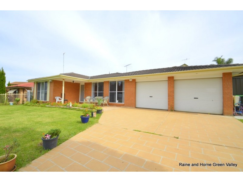 6 Kingfisher Avenue, Hinchinbrook NSW 2168