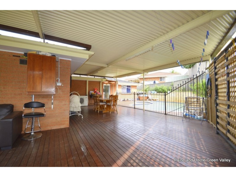 6 Kingfisher Avenue, Hinchinbrook NSW 2168