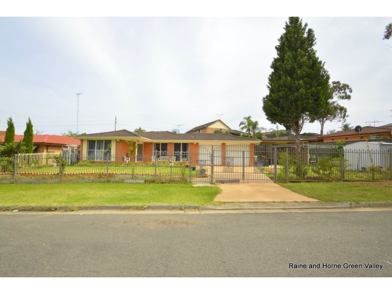 6 Kingfisher Avenue, Hinchinbrook NSW 2168