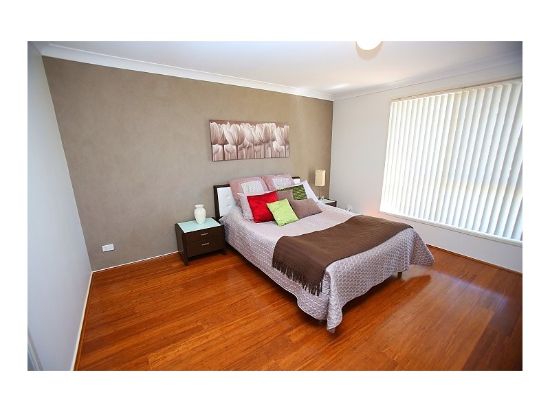 8 Gould Street, West Hoxton NSW 2171