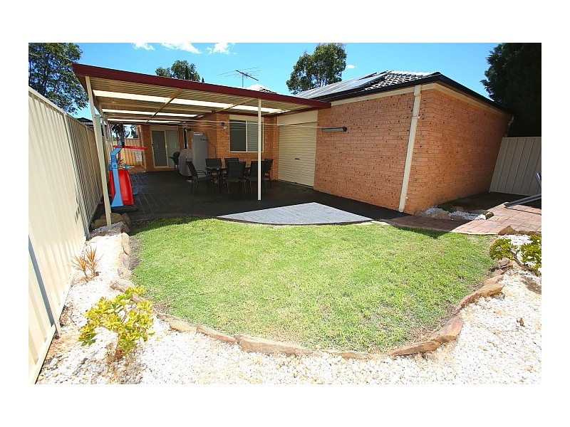 8 Gould Street, West Hoxton NSW 2171