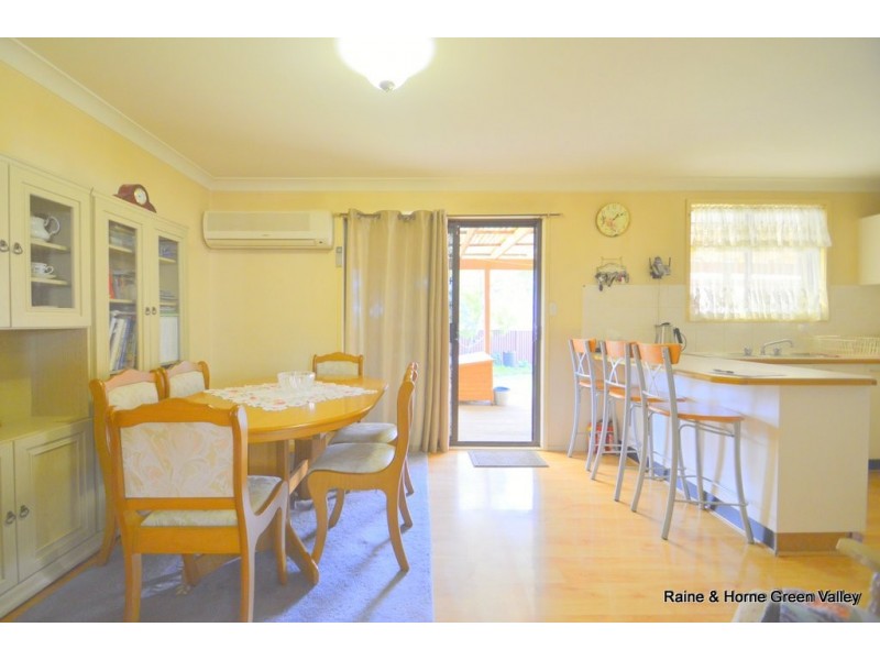 96 Cockatiel Circuit, Green Valley NSW 2168