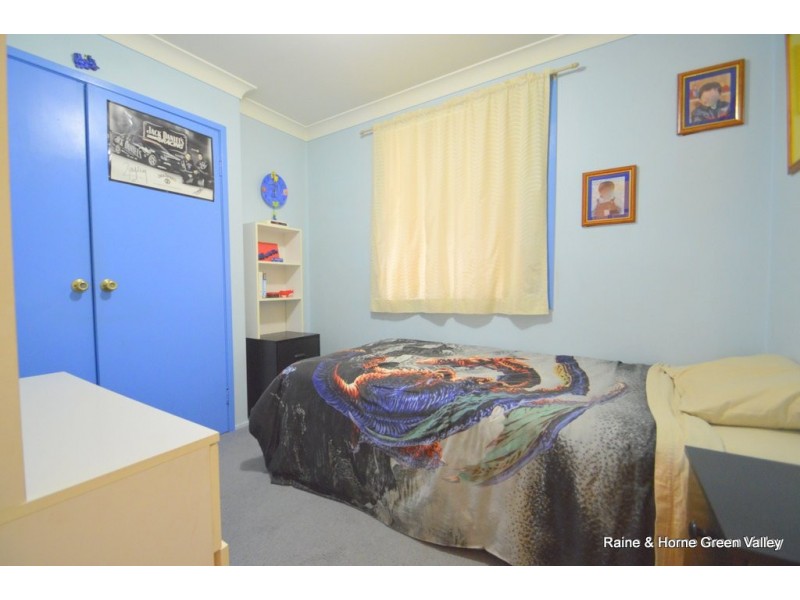 96 Cockatiel Circuit, Green Valley NSW 2168
