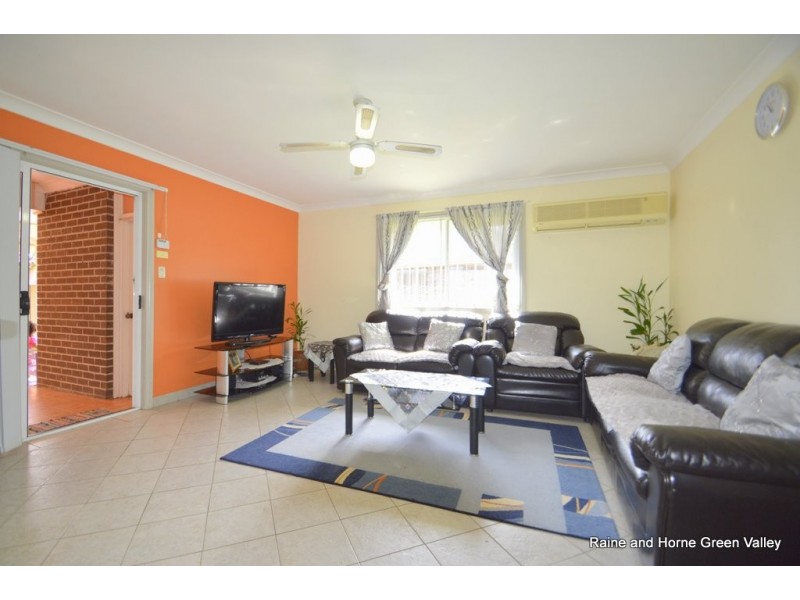 49 Finisterre Avenue, Whalan NSW 2770