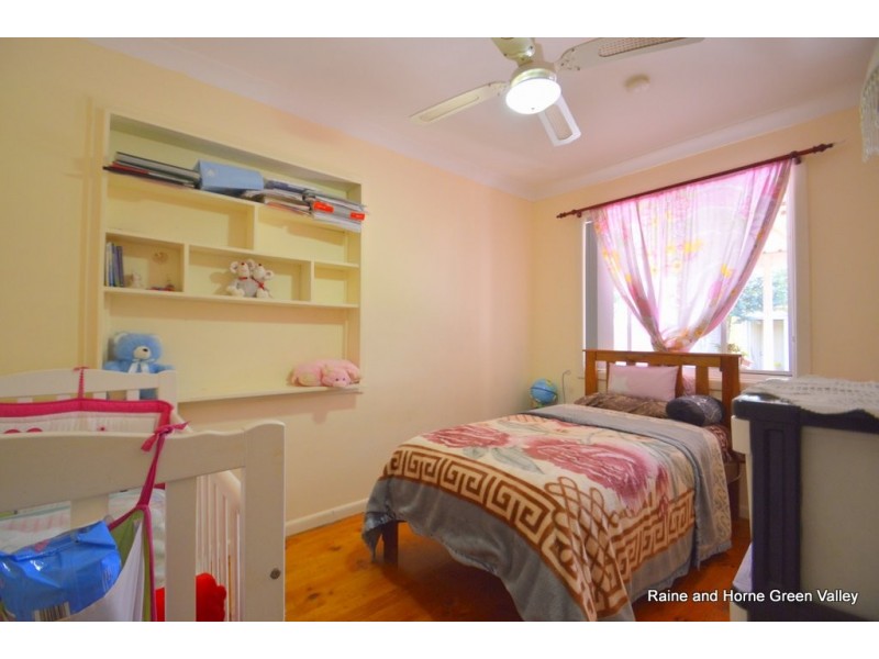 49 Finisterre Avenue, Whalan NSW 2770