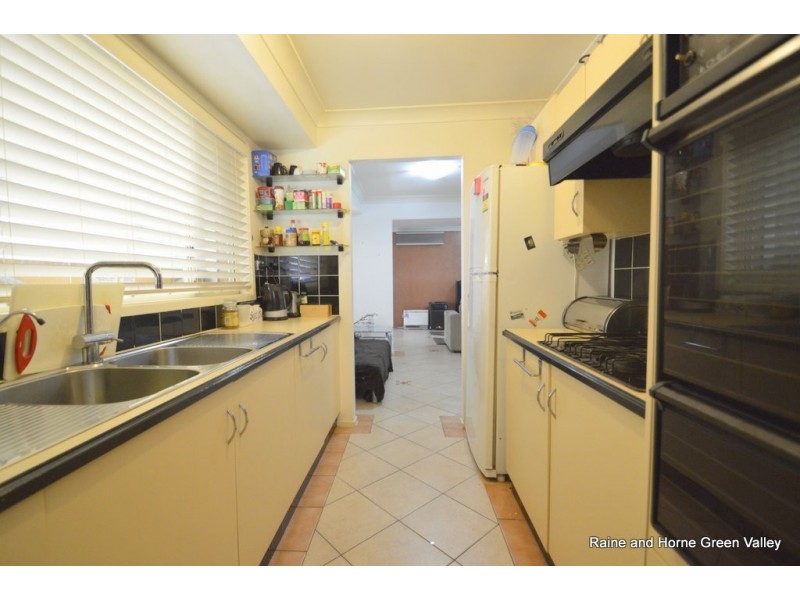 22 Bluff Street, Green Valley NSW 2168