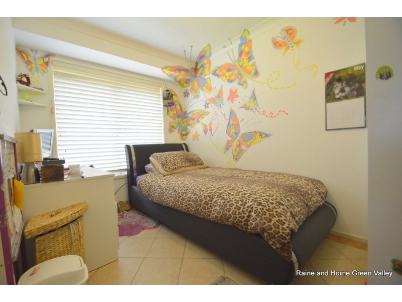 22 Bluff Street, Green Valley NSW 2168