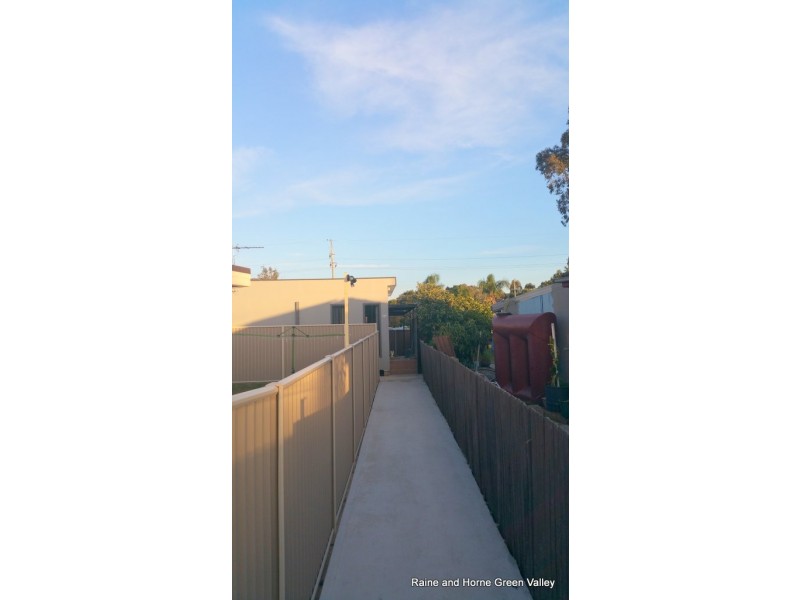 22A Gabo Crescent, Sadleir NSW 2168