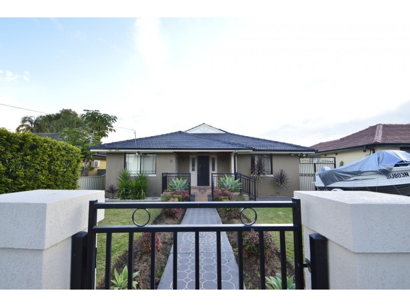 12 Strickland Crescent, Ashcroft NSW 2168