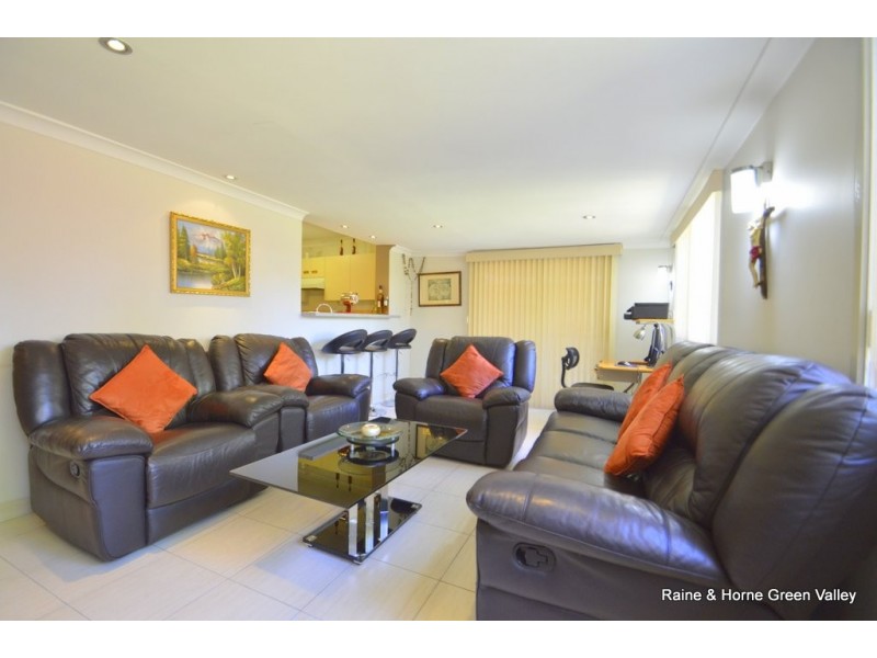 28/30 Devenish Street, Greenfield Park NSW 2176