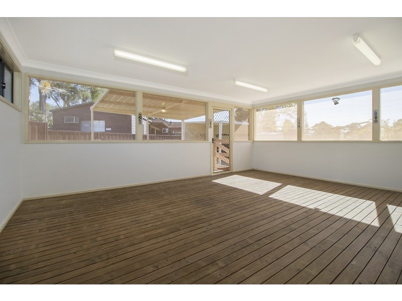 5 Busby Avenue, Edensor Park NSW 2176
