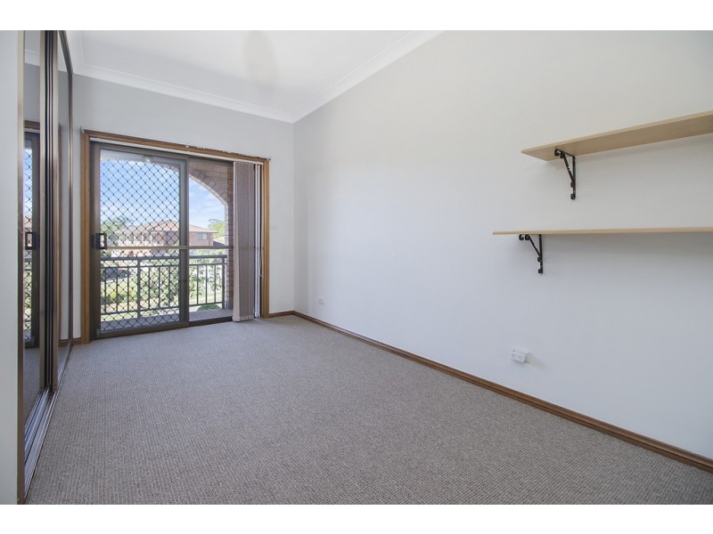 5 Busby Avenue, Edensor Park NSW 2176