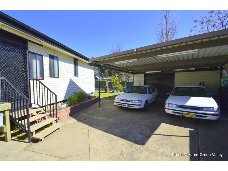 18 Toricelli Avenue, Whalan NSW 2770