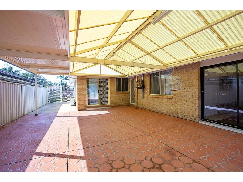 13 Coquet Way, Green Valley NSW 2168