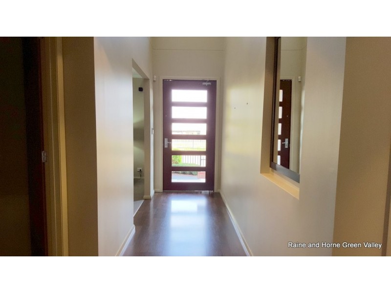 39 Moffatt Street, Oran Park NSW 2570