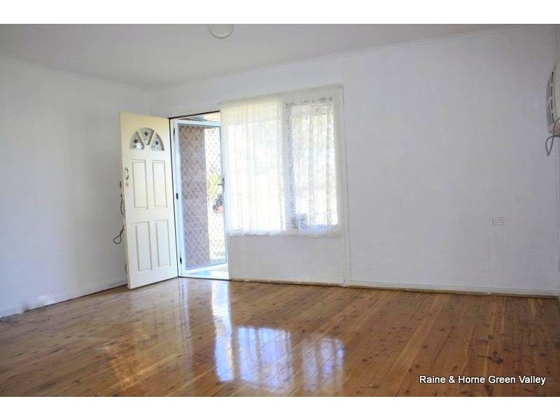 12 Busby Road, Busby NSW 2168