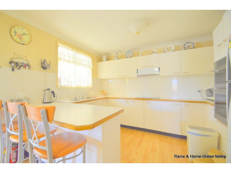 96 Cockatiel Circuit, Green Valley NSW 2168